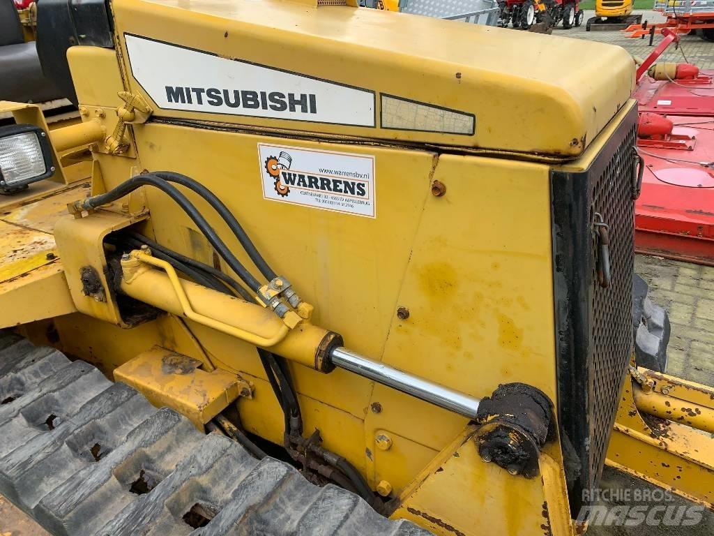 Mitsubishi BD2H Гусеничные фронтальные погрузчики