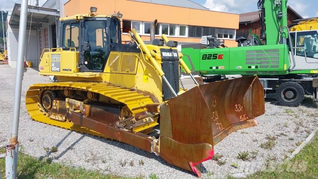 Komatsu D 65 PX-18 Гусеничные бульдозеры