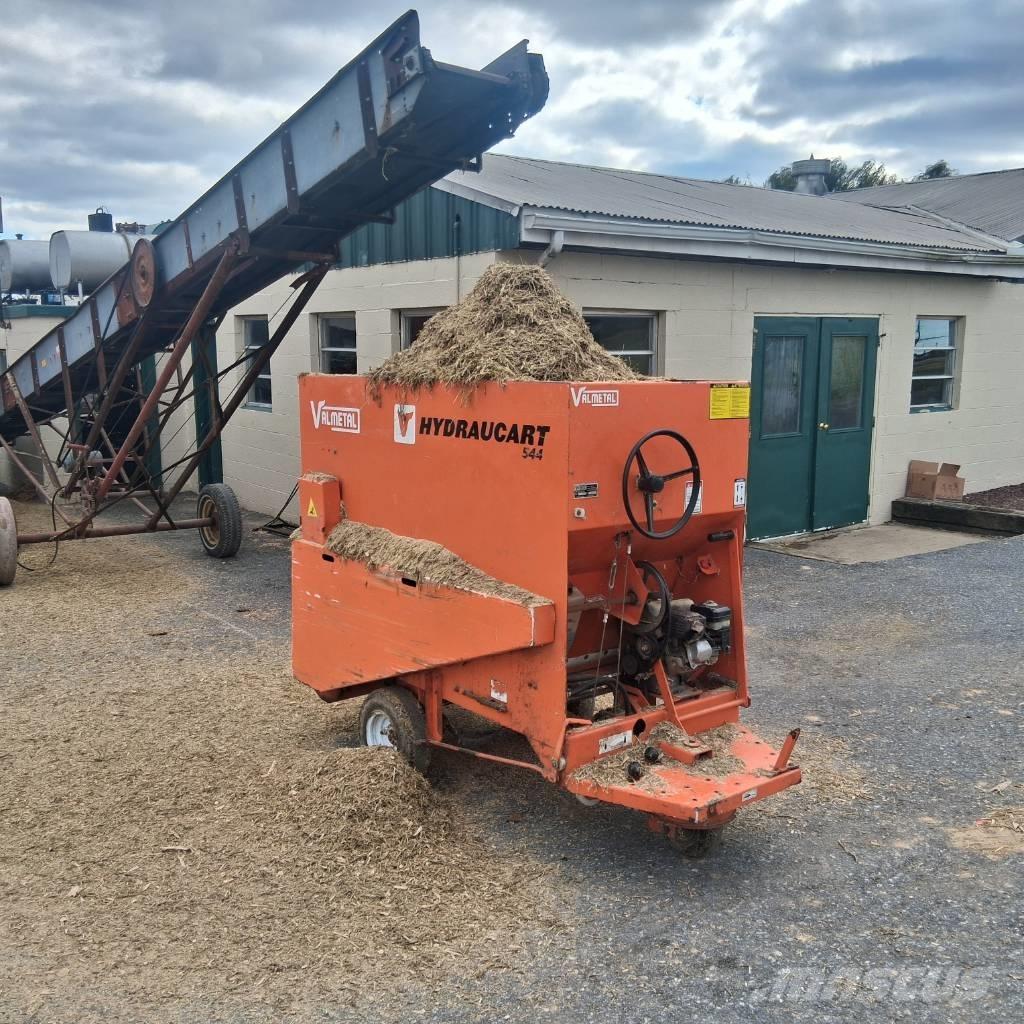 Valmetal 544 Оборудование для животноводческих ферм