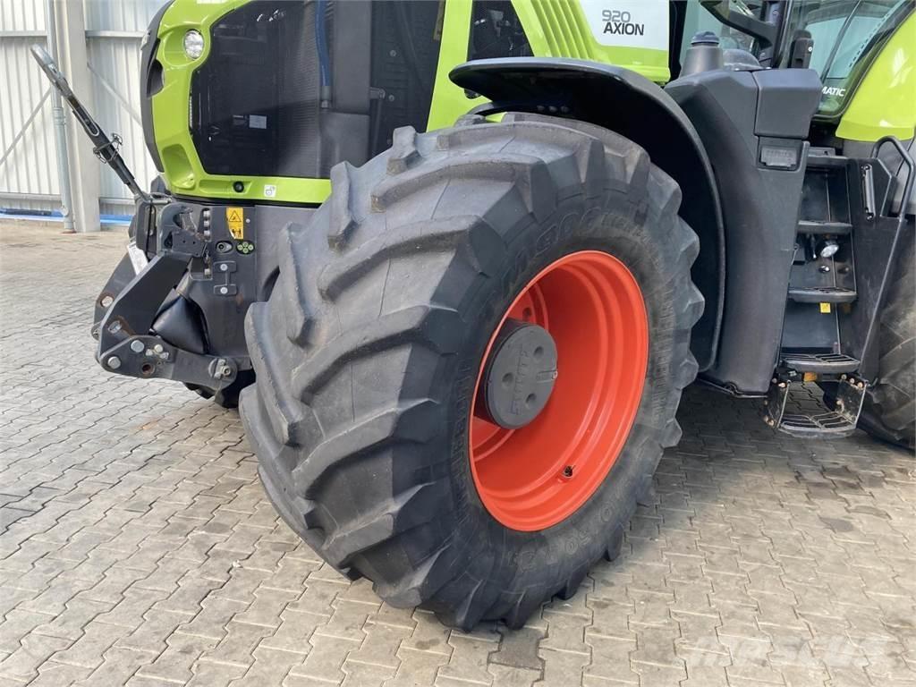 CLAAS Axion 920 Трактора