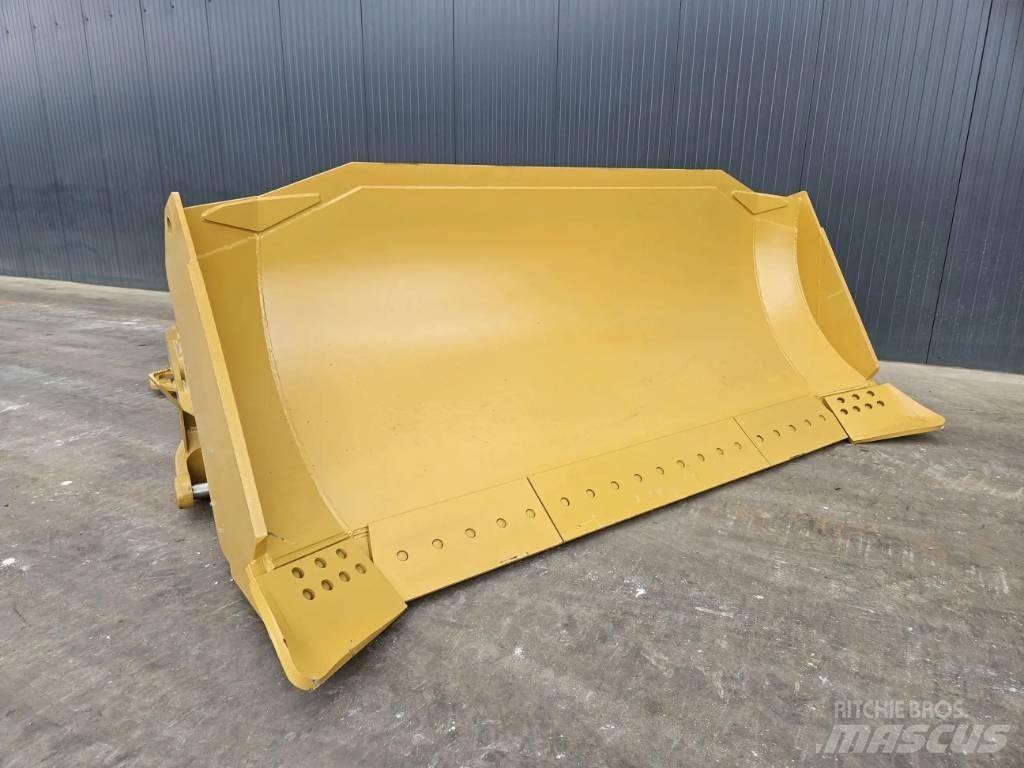 CAT D8R Бульдозерные отвалы