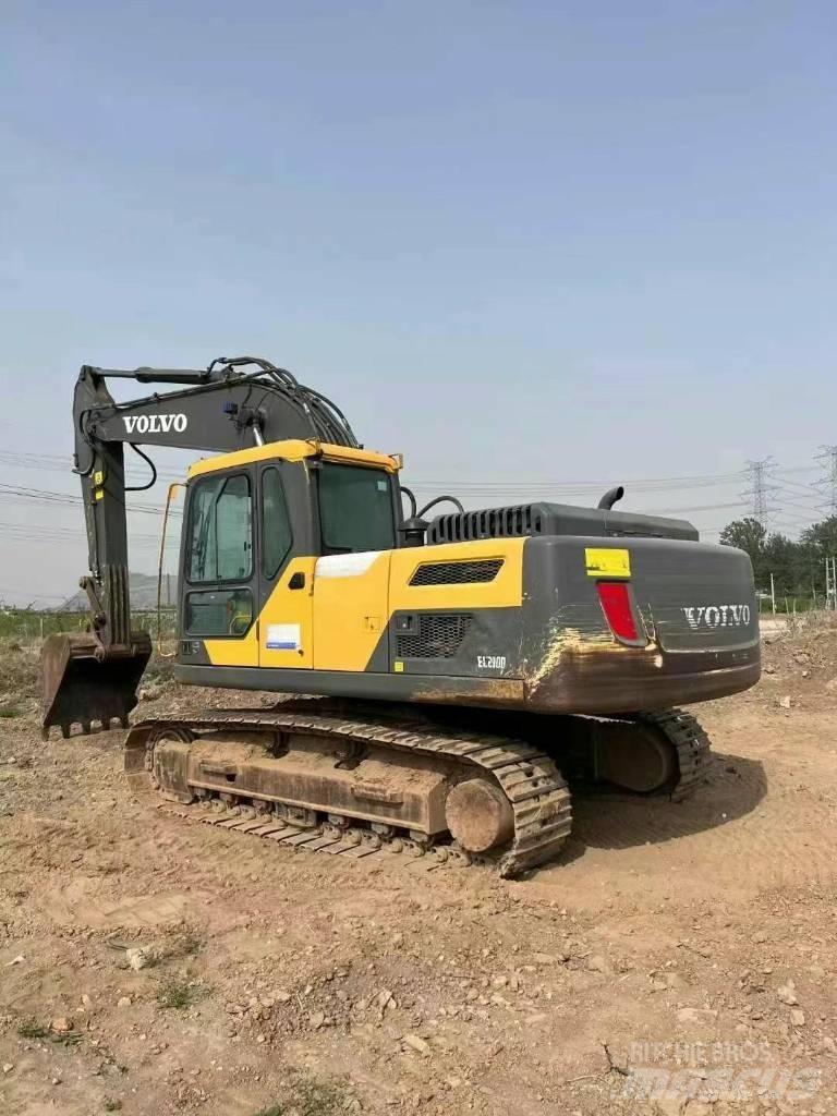 Volvo EC 210 Гусеничные экскаваторы