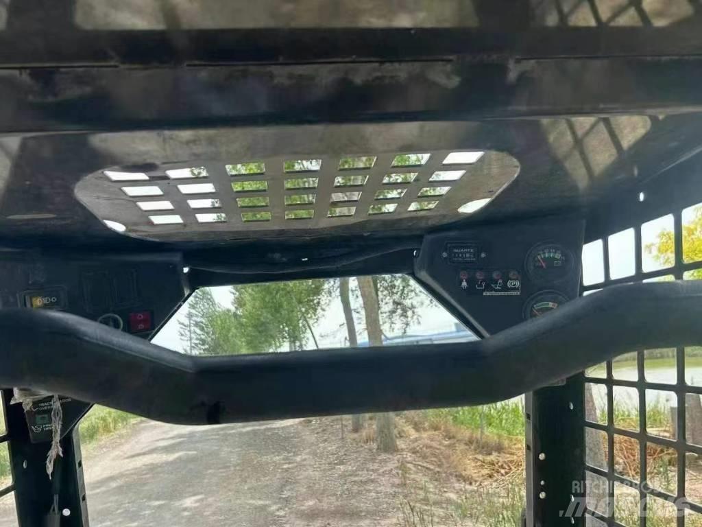 Bobcat S 70 Мини-погрузчики