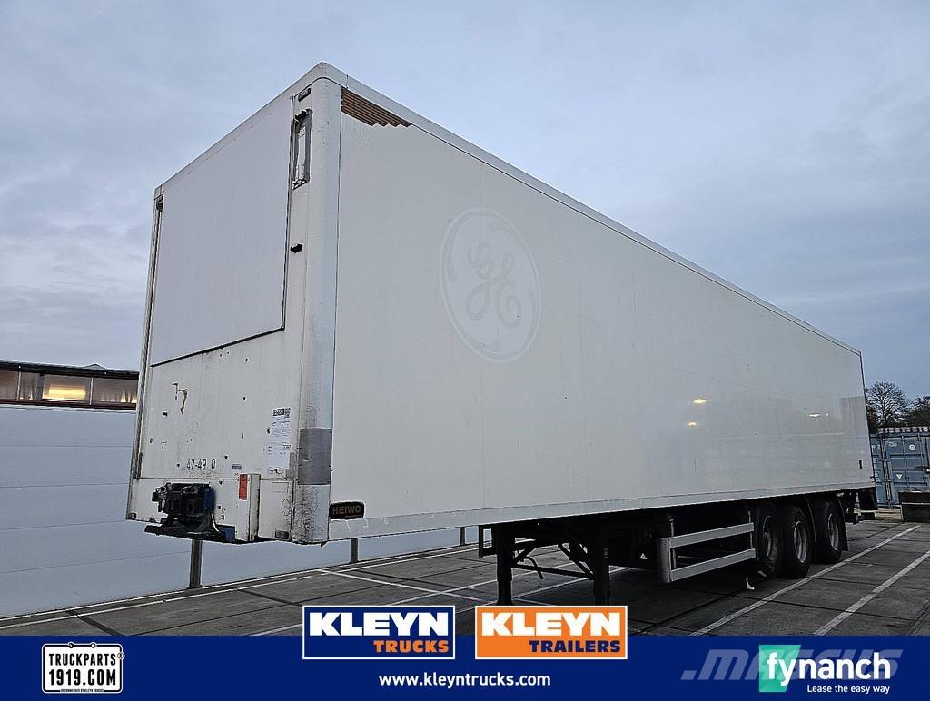 Pacton Z3-002 Полуприцепы-Фургоны