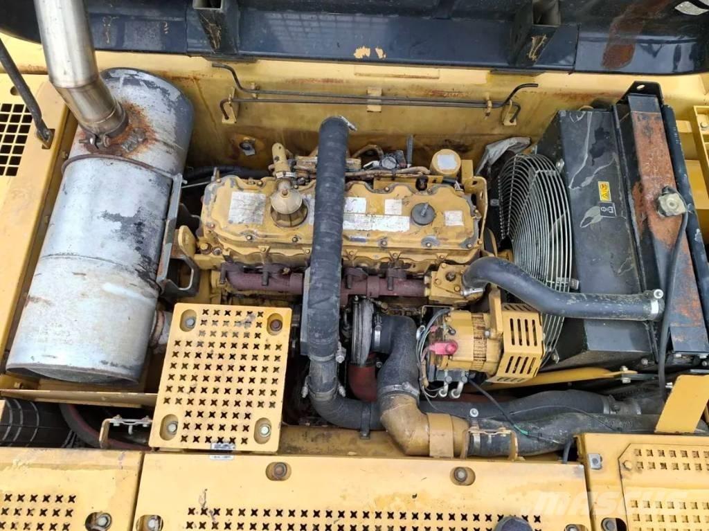 CAT 322 C Гусеничные экскаваторы