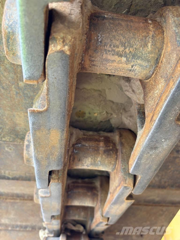 CAT D 6 N LGP Гусеничные бульдозеры