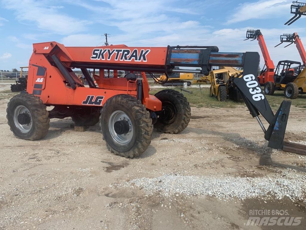 SkyTrak 6036 Телескопические погрузчики