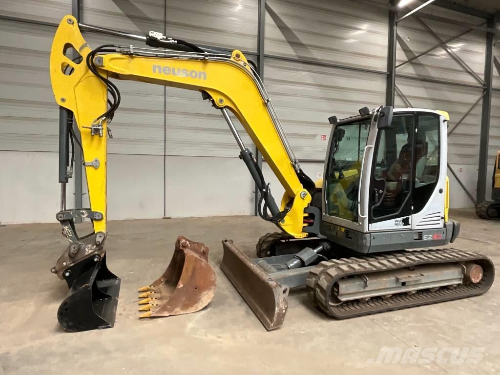Neuson EZ 80 Малые экскаваторы 7т-12т