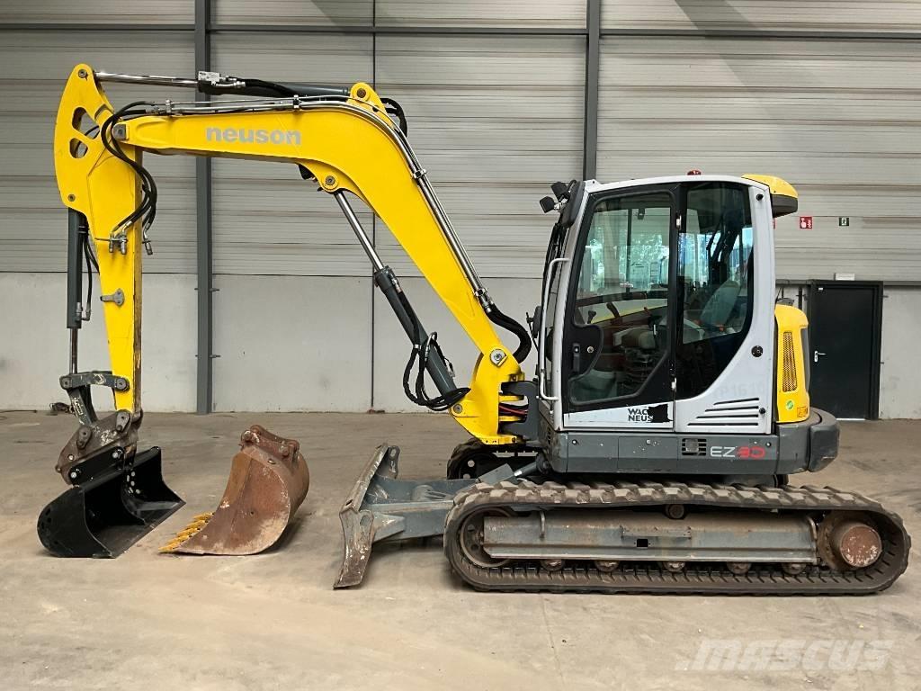 Neuson EZ 80 Малые экскаваторы 7т-12т
