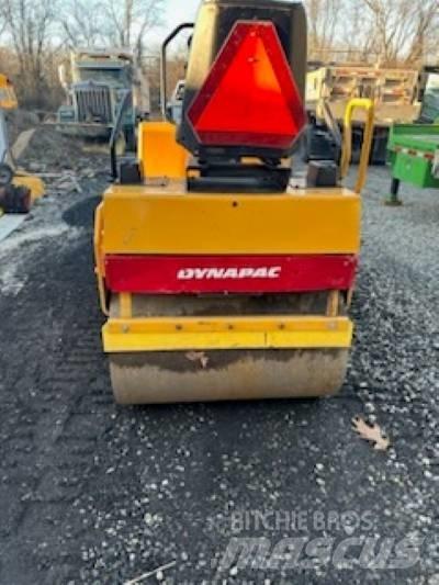 Dynapac CC 102 Катки тротуарные