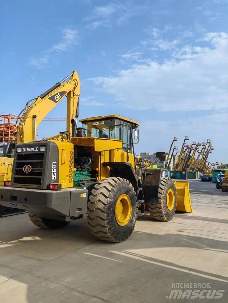 SDLG 956L Фронтальные погрузчики