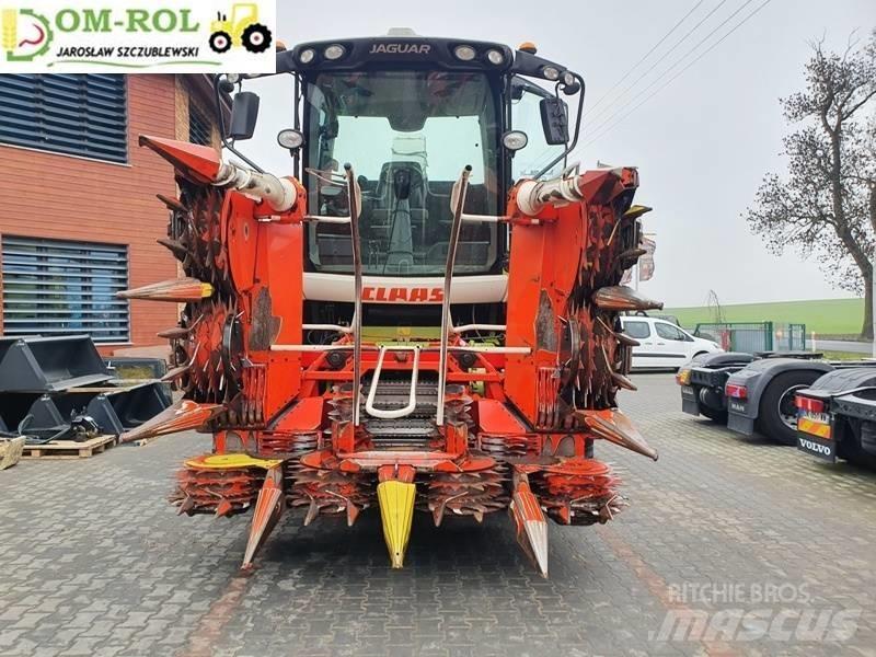 CLAAS Jaguar 940 Самоходные кормоуборочные комбайны