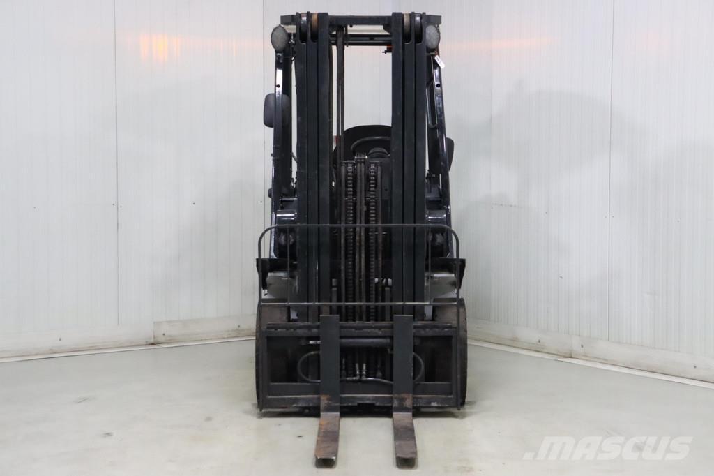 Nissan U1D2A20LQ Газовые погрузчики