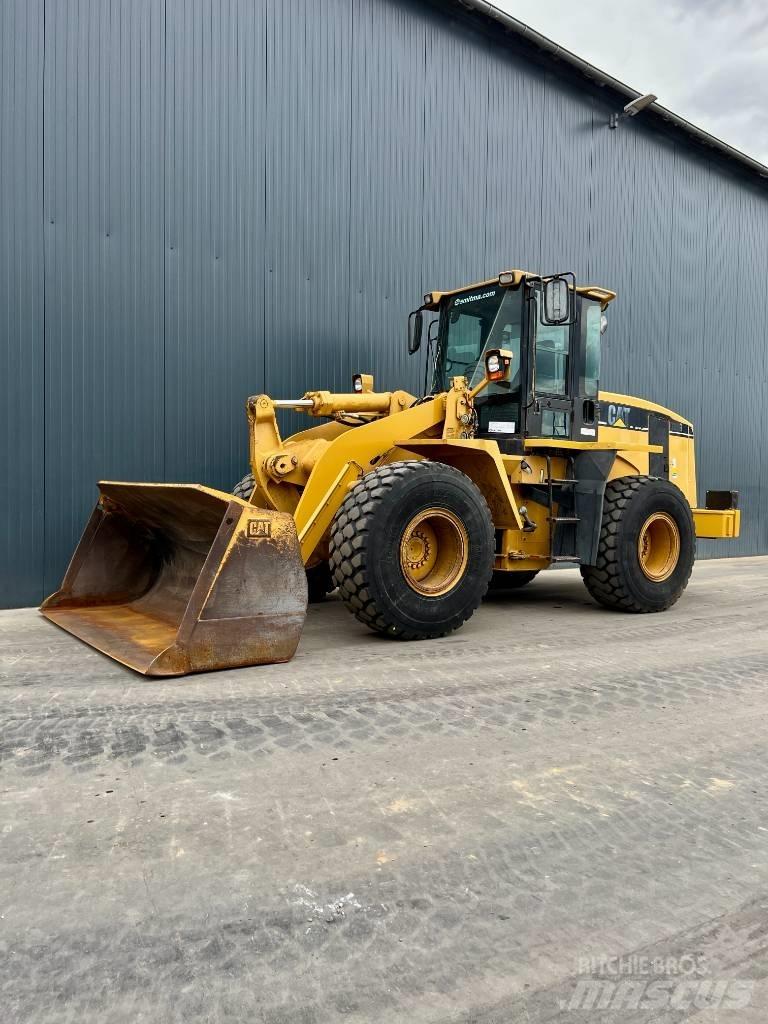 CAT 938G Фронтальные погрузчики
