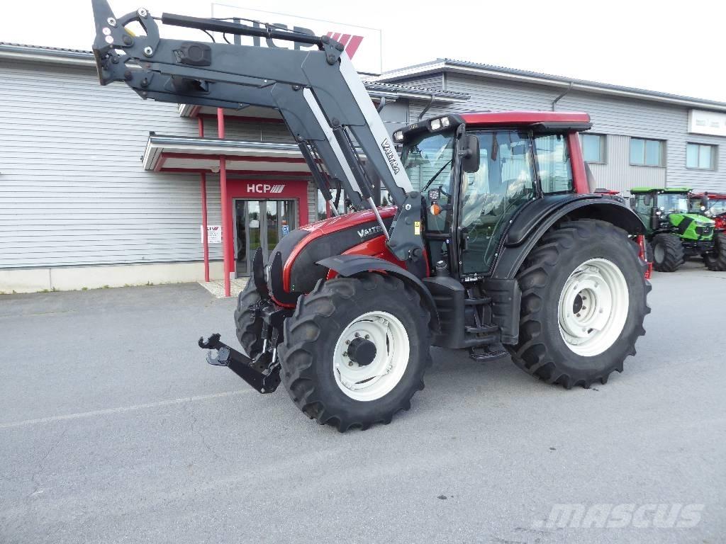 Valtra N141 Advance Трактора