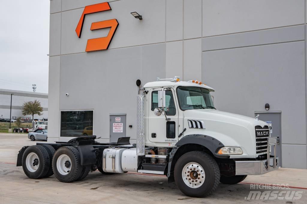 Mack Granite GU 813 Грузовики-Самосвалы