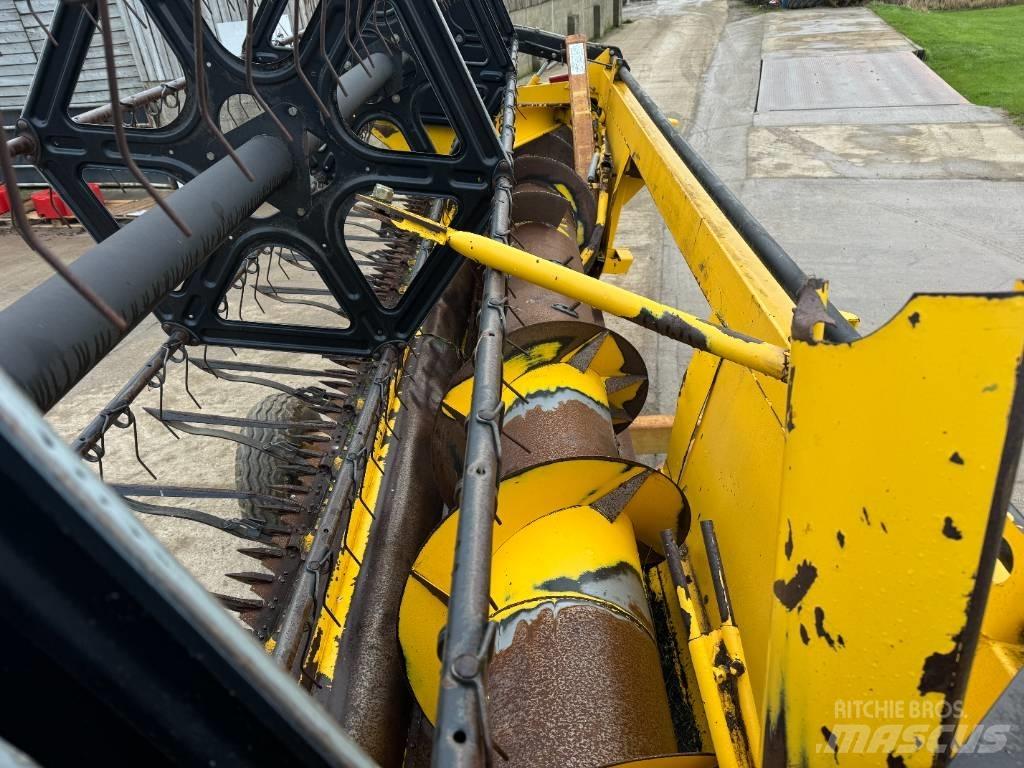 New Holland TX 66 Зерноуборочные комбайны