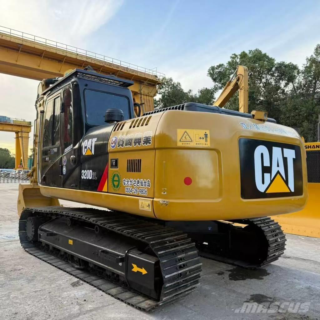 CAT 320D2 Гусеничные экскаваторы