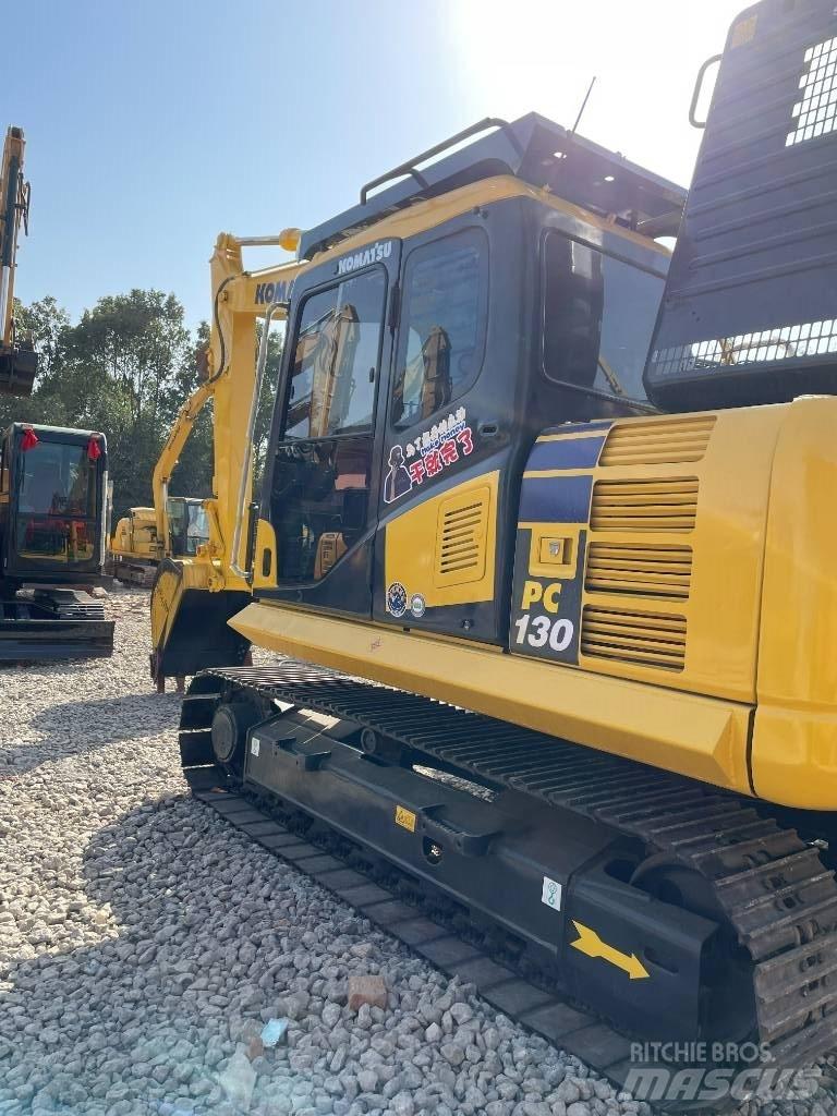 Komatsu 130-7 Гусеничные экскаваторы