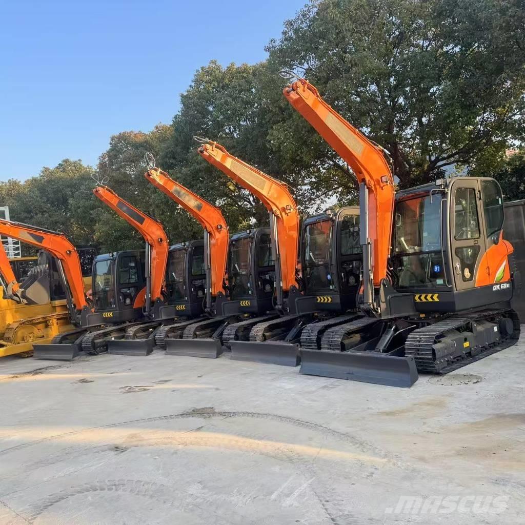 Doosan DX 60 Гусеничные экскаваторы