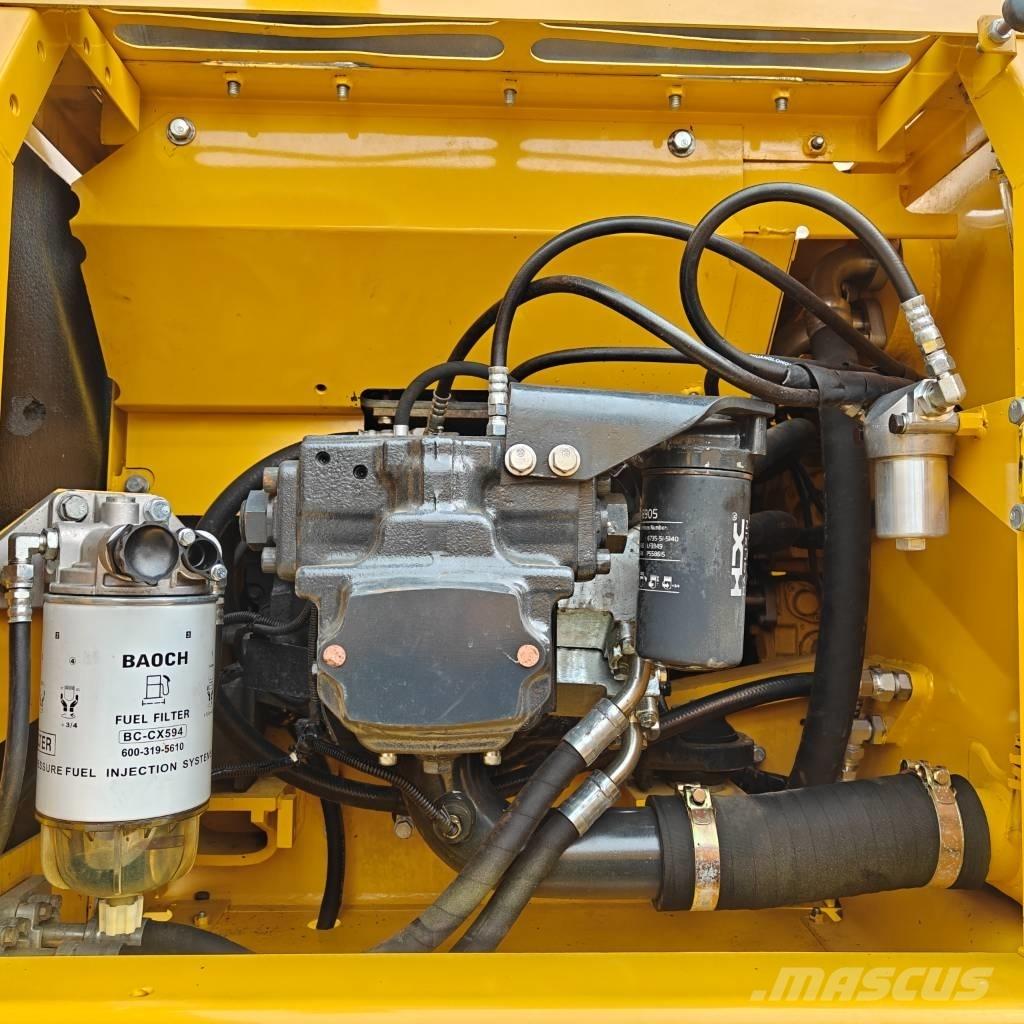 Komatsu 220-8 Гусеничные экскаваторы