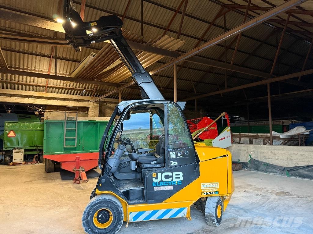 JCB 30-19 E Электропогрузчики