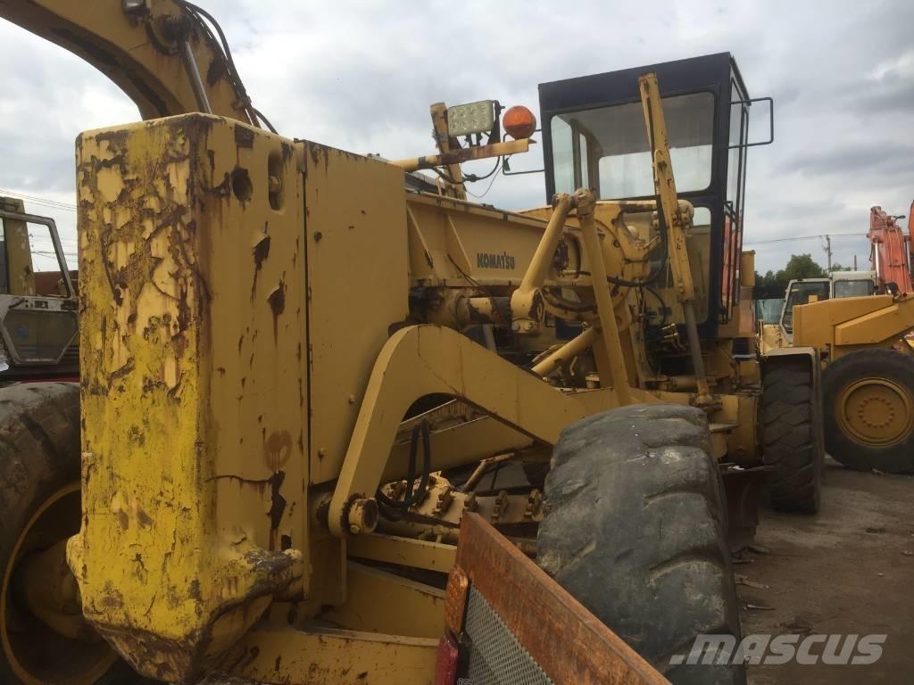 Komatsu GD 623 A Грейдеры
