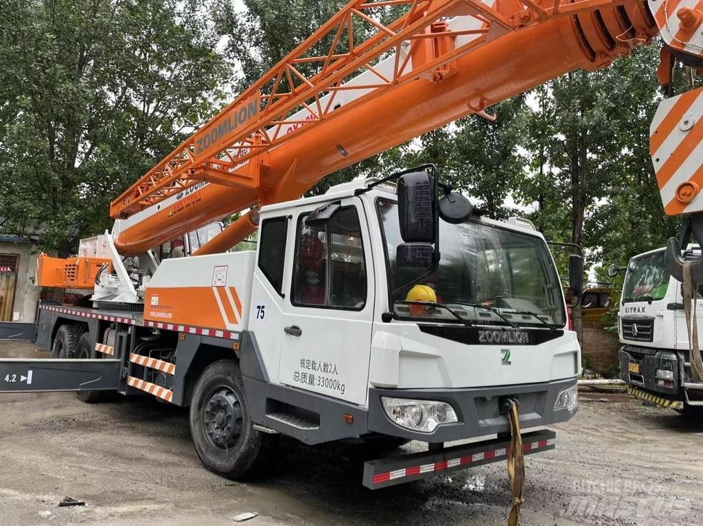 Zoomlion QY30V Автокраны
