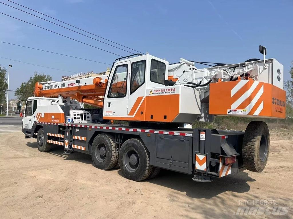 Zoomlion QY30V Автокраны