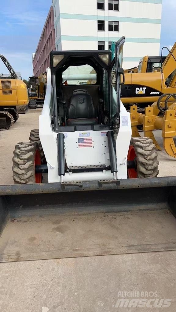 Bobcat S300 Мини-погрузчики