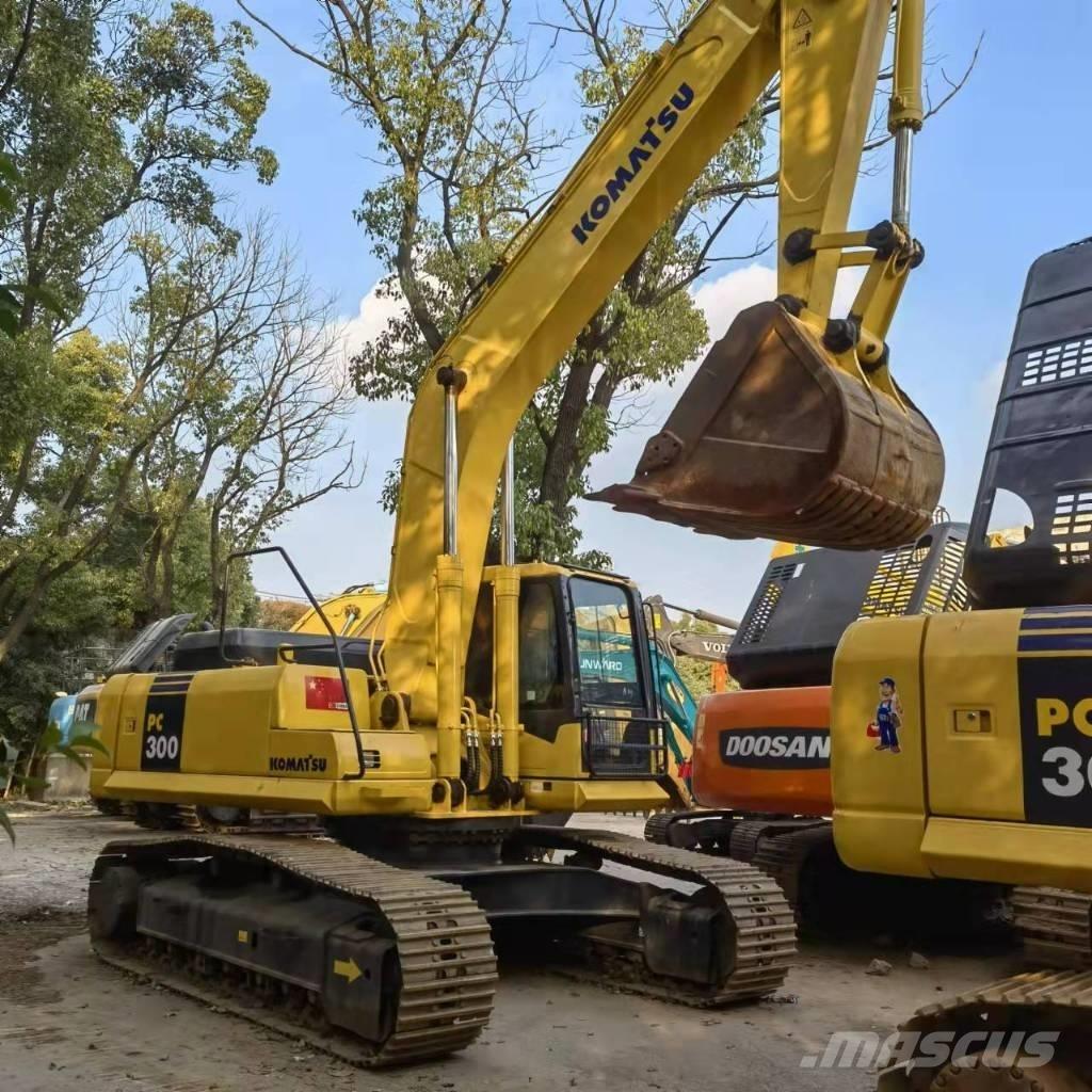 Komatsu PC 300 Гусеничные экскаваторы