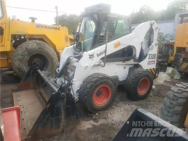 Bobcat S300 Мини-погрузчики