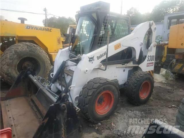 Bobcat S300 Мини-погрузчики