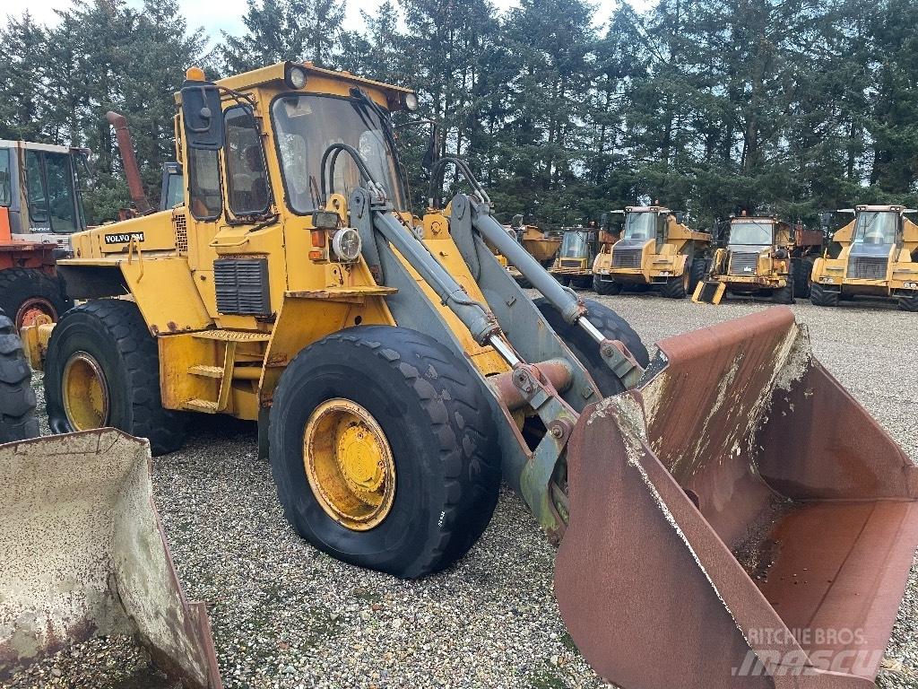 Volvo L90 Фронтальные погрузчики