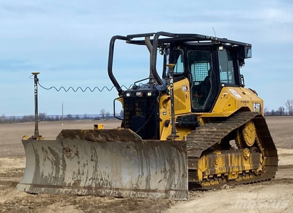 CAT D 5 LGP Гусеничные бульдозеры