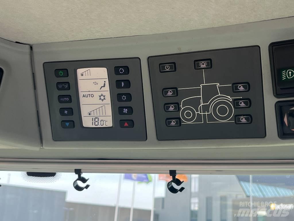 CLAAS AXION 870 Трактора