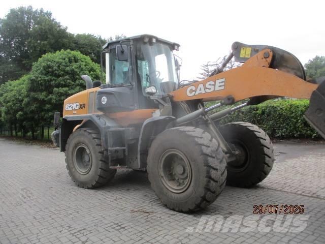 CASE 621 C Фронтальные погрузчики