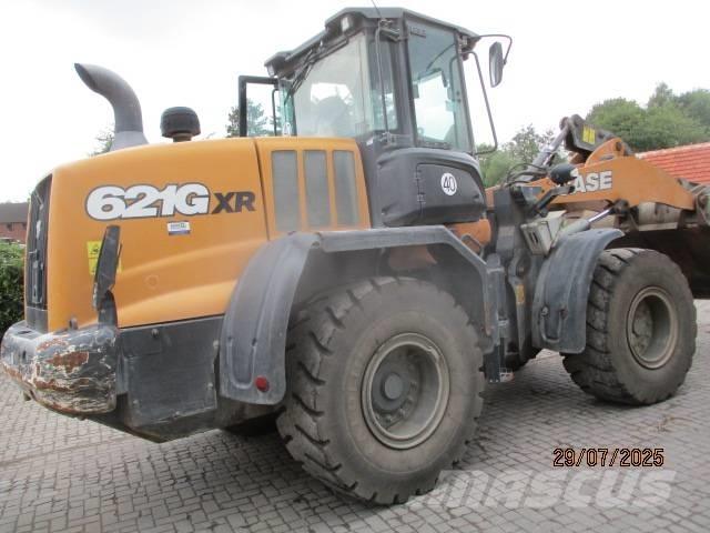 CASE 621 C Фронтальные погрузчики