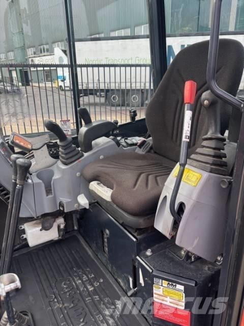 Kubota U 27-4 Мини-экскаваторы