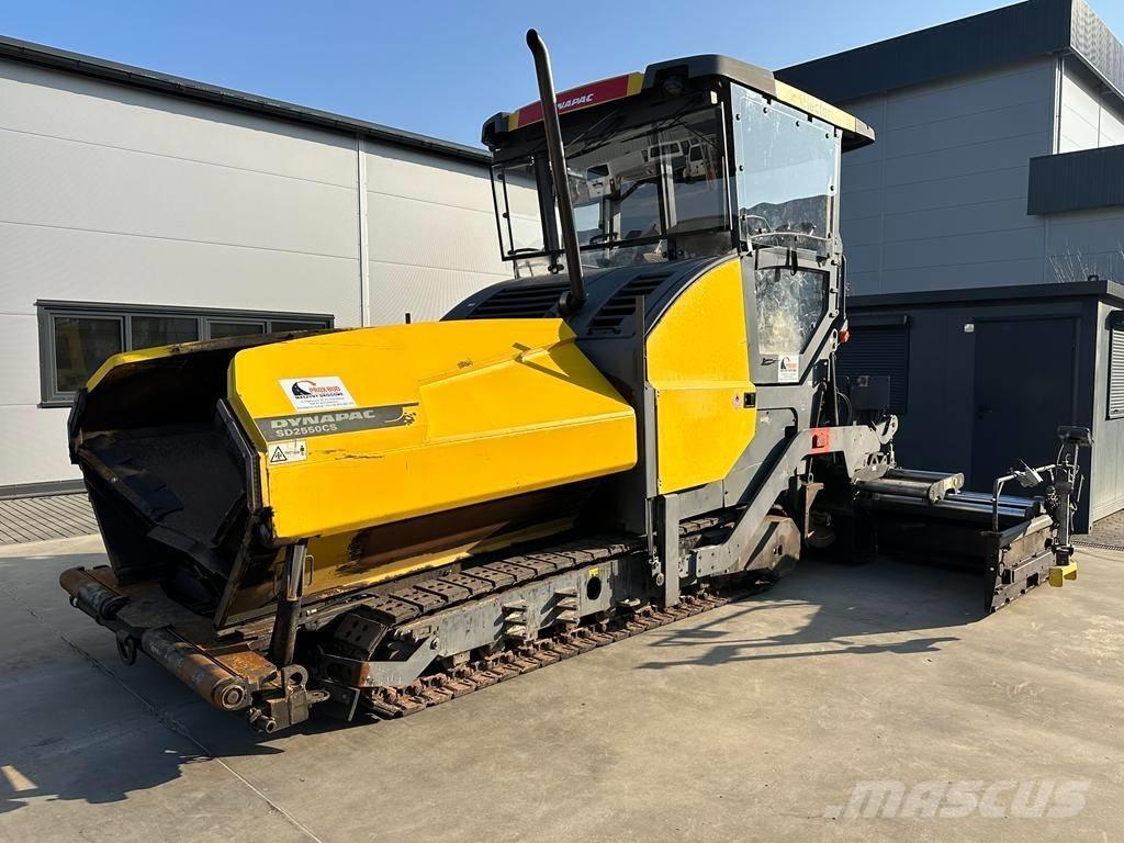 Dynapac SD 2550 CS Асфальтоукладчики