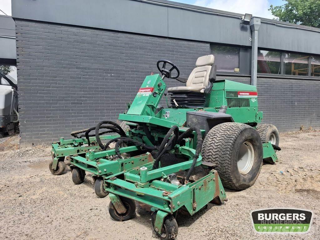 Ransomes AR250 Самоходные газонокосилки