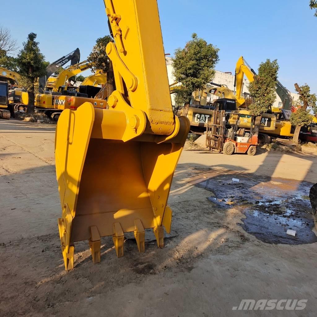 CAT 320 D2 Гусеничные экскаваторы