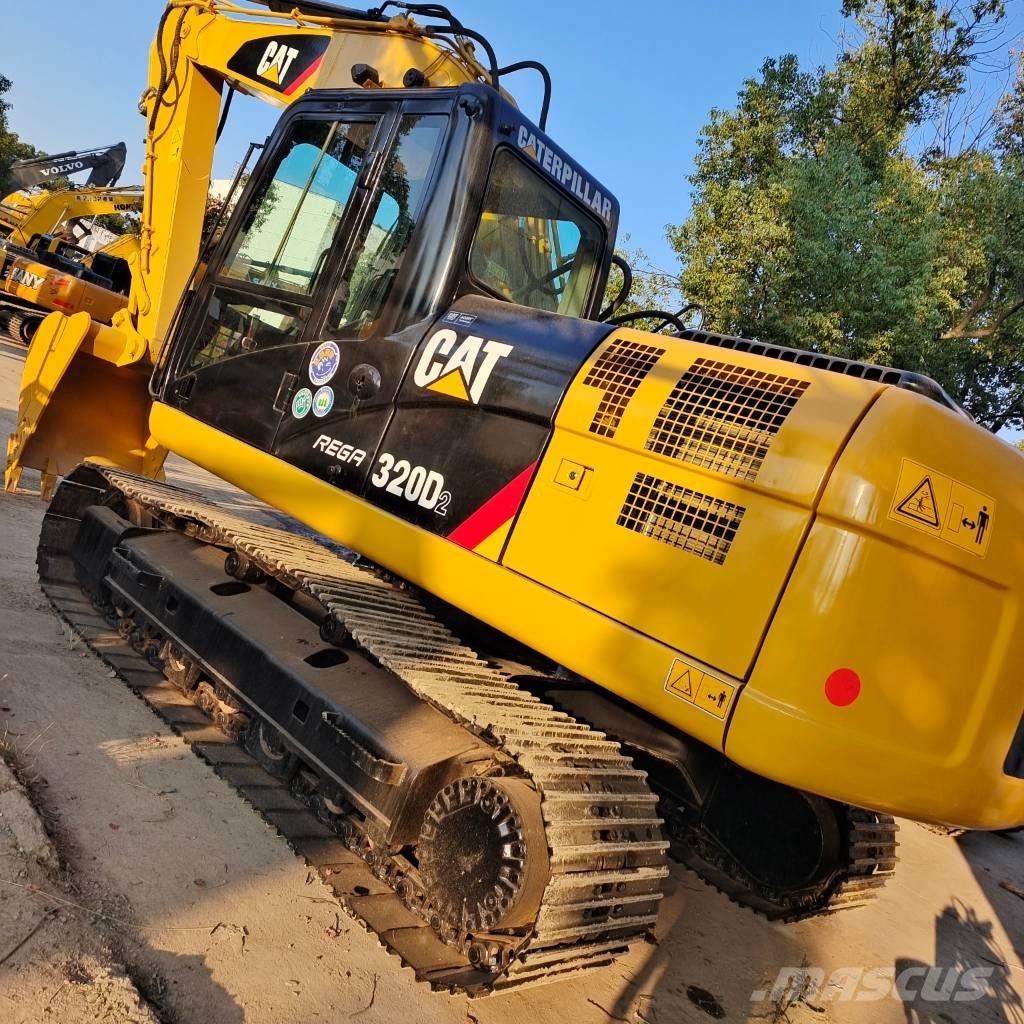 CAT 320 D2 Гусеничные экскаваторы