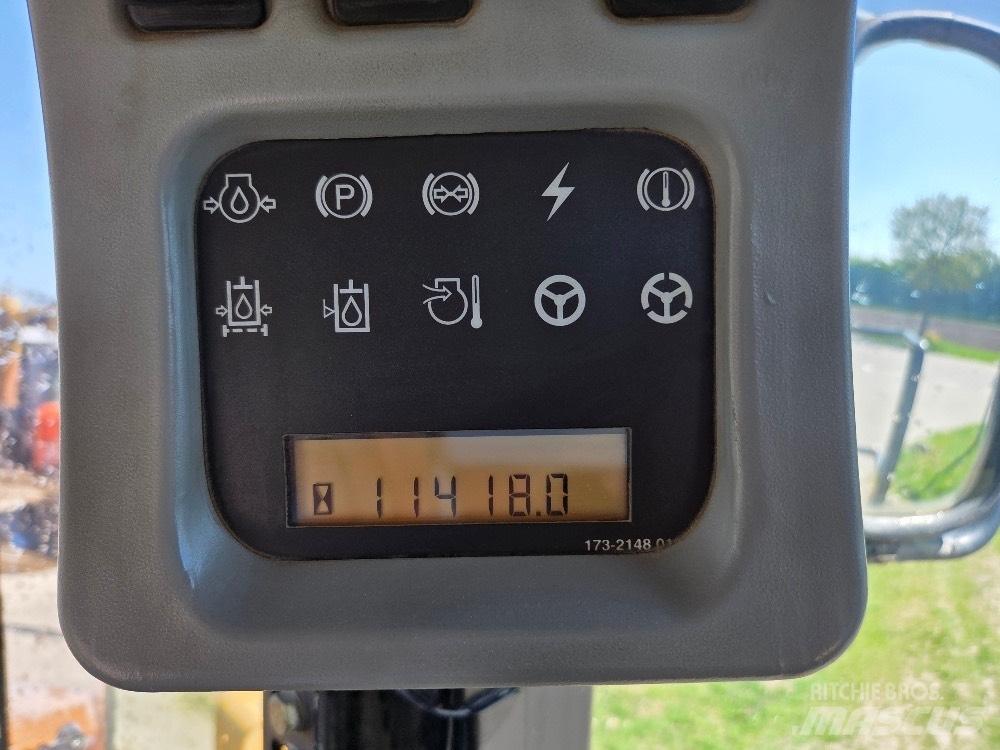 CAT 962H Фронтальные погрузчики