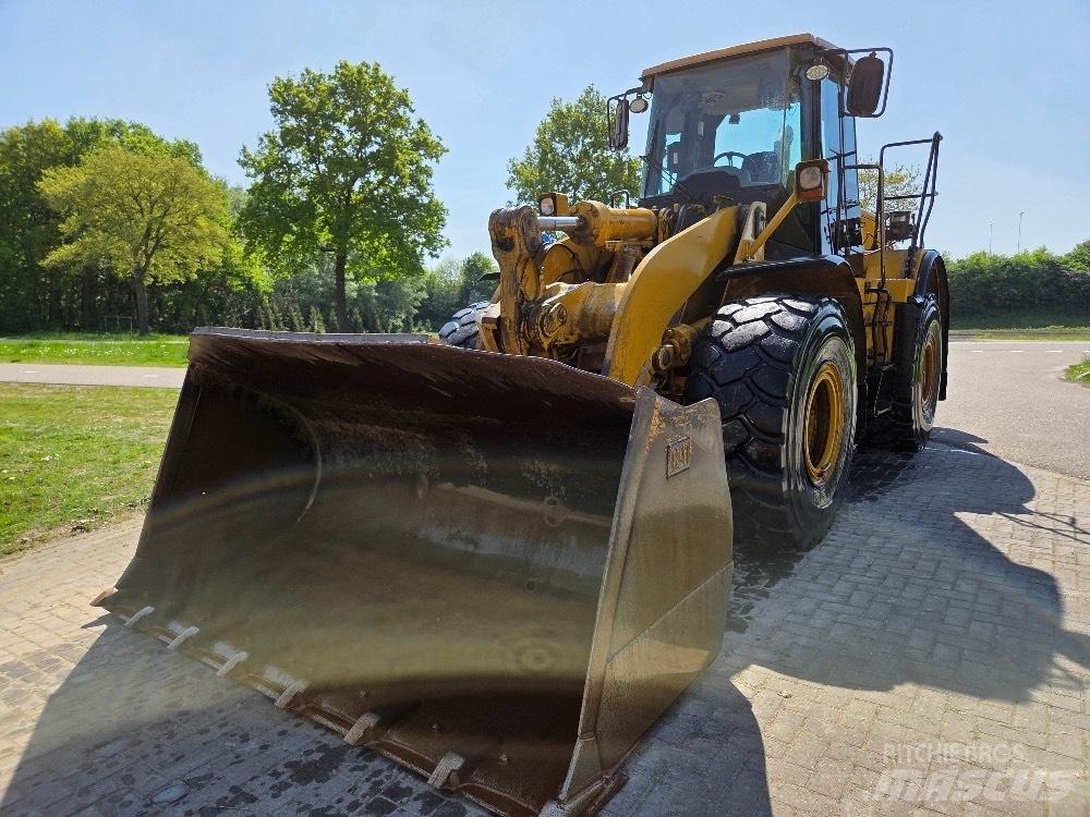 CAT 962H Фронтальные погрузчики