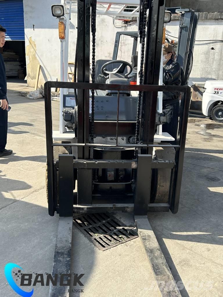 TCM FD30T3C Дизельные погрузчики