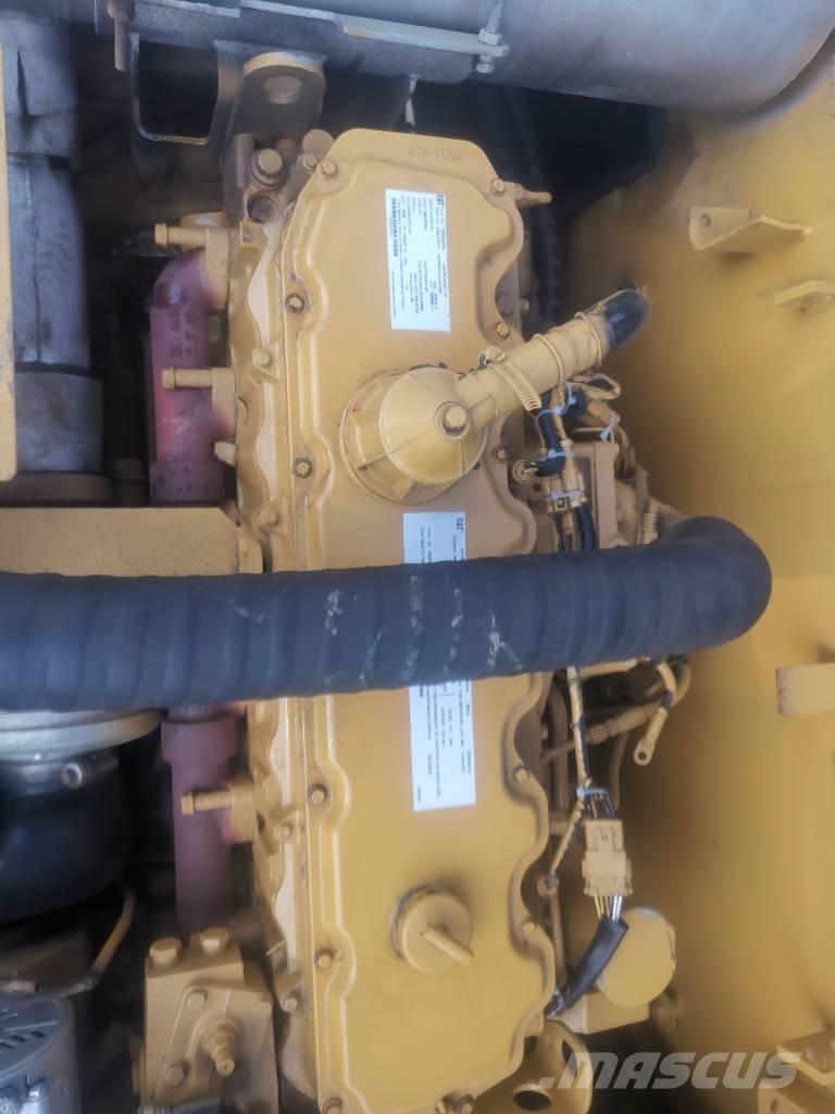 CAT 330 D Гусеничные экскаваторы