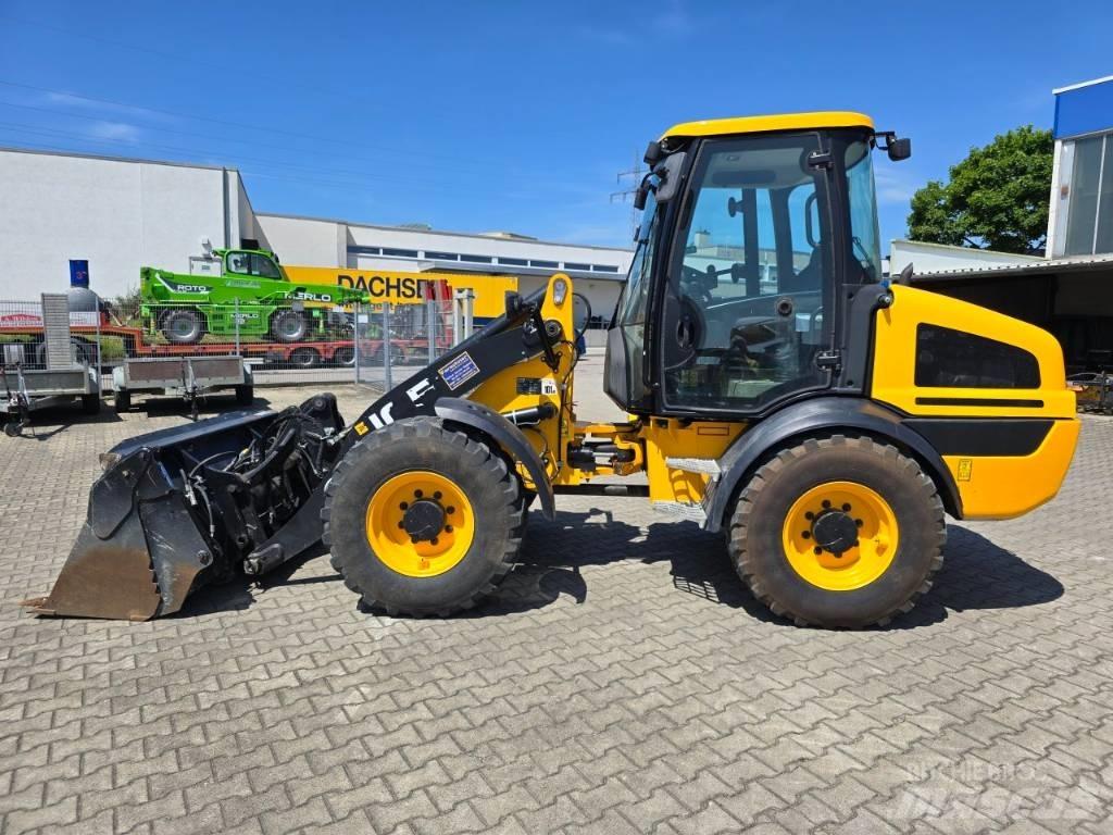 JCB 409SV Фронтальные погрузчики