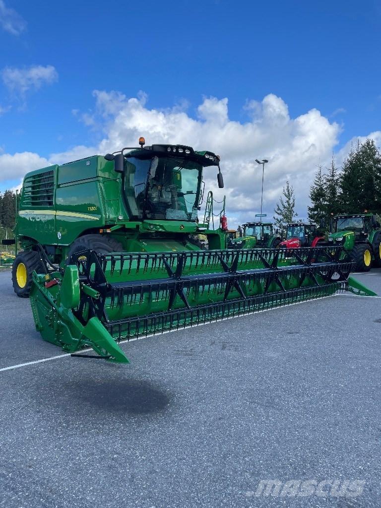 John Deere T 550 Зерноуборочные комбайны