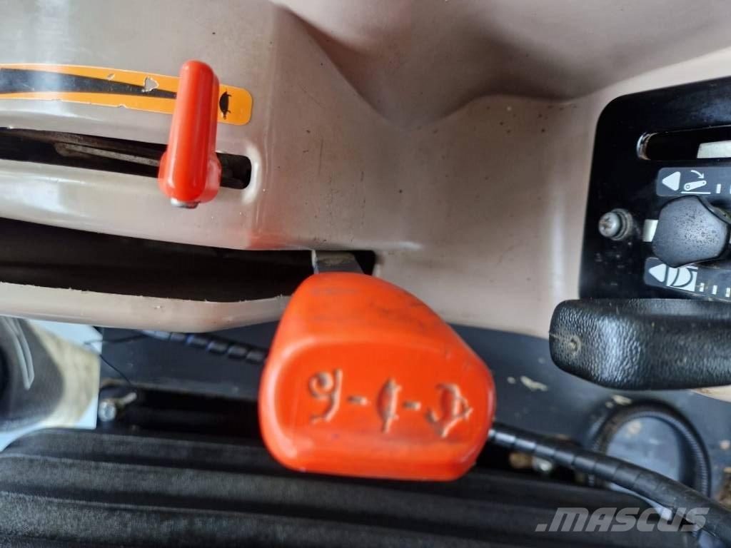 Kubota M 8560 DT Трактора